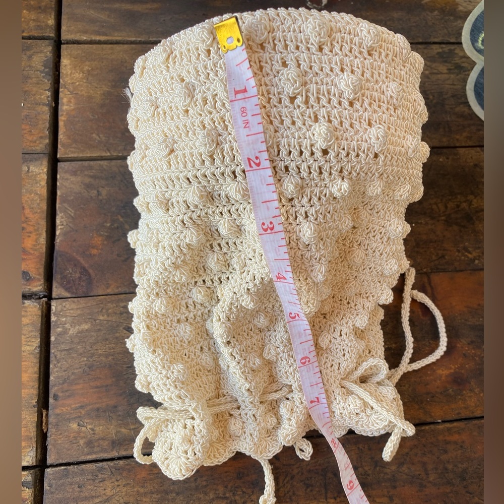 Cream Crochet Reticule Bag - Vintage-Style Drawstring Purse - Picture 4 of 8